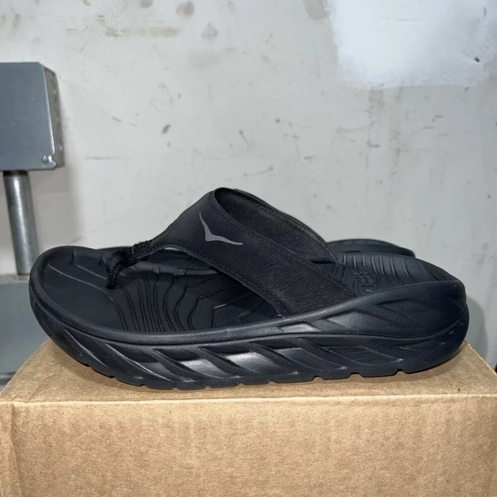 Hoka One One Ora Recovery Flip - image 1